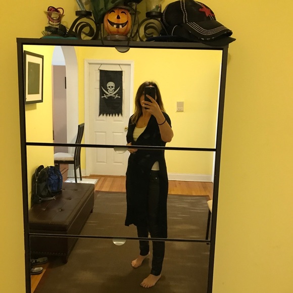 Duster - Picture 4 of 4